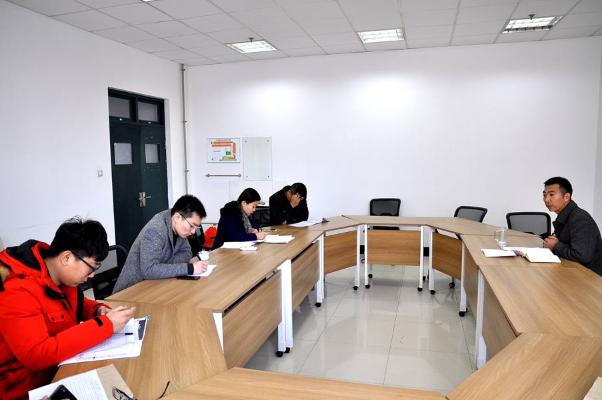 williamhill威廉希尔官网‍‍‍‍‍‍‍‍2016届毕业生就业工作研讨会现场 郑健摄